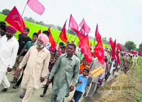 The protesters were demanding the release of the arrested farmers