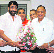 Mayor Sunil Jyoti and BJP councillors honour Subhash Sud after the latter was declared the partys district president for the third time in Jalandhar on Monday. 