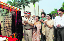 Haryana Director-General of Police SN Vashisht inaugurates a community hub at the Sector 14 police station in Panchkula on Tuesday. a tribune photograph 