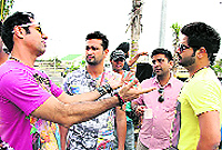 (L-R) Binnu Dhillon, Roshan Prince and Alfaaz (extreme right)