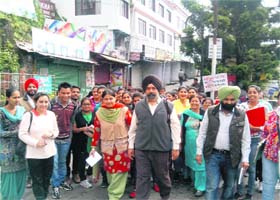Students of Punjabi University, Patiala, on a botanical study tour in Mussoorie on Wednesday