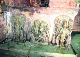 Ancient idols lying at the Baijnath temple in Bageshwar district