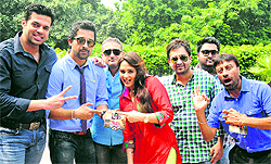 The Ishq Garaari team