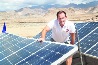 Sir Robert Swan at the e-base at Mahabodhi Residential School, Leh.