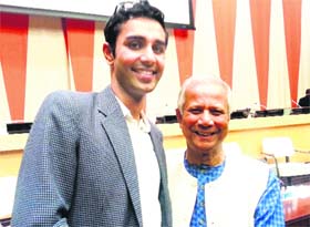 Dr Harman Boparai (left) and Nobel laureate Muhammad Yunus at the Millennium Development Goal Innovation Forum at the UN Headquarters in New York.