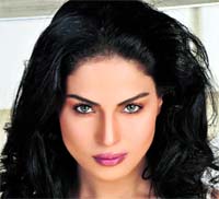 Veena malik