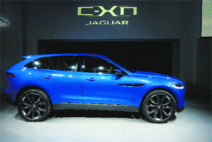 Jaguars Land Rover CX17