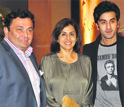 Ranbir Kapoor (R) with his parents