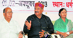 HLP chief Maheshwar Singh during a press conference in Dharamsala on Wednesday