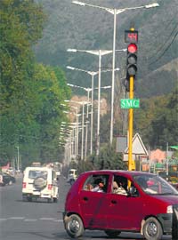 A view of traffic signals at the Moulana Azad Road in Srinagar on Wednesday