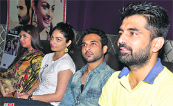 Star cast of Ronde Sare Viah Pichhon interact with mediapersons in Khanna on Wednesday. A Tribune photograph