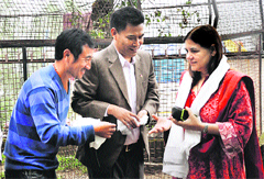 Maneka Gandhi being welcomed by Tibetans at McLeodganj on Sunday.