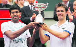 Rohan Bopanna and Edouard Roger-Vasselin beat Jamie Murray and John Peers 7-6 (5) 6-4 to win the Japan Open on Sunday.