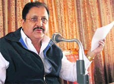 Ram Lal Thakur, Chairman, state 20-Point Programme Implementation Committee, addresses mediapersons in Shimla on Tuesday. 