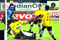 The semifinal between Indian Oil and Army XI in progress