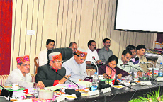 HP Vidhan Sabha Welfare Committee Chairman Mansa Ram presides over a district-level meeting at Chamba.