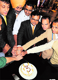 Employees of Neopolis Mall celebrate third anniversary in Ludhiana on Wednesday
