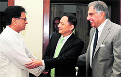 Union Civil Aviation Minister Ajit Singh (L) with former Tata Group chairman Ratan Tata and Singapore International Airlines CEO Goh Choon Phong in New Delhi on Friday