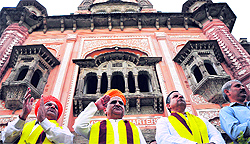 Deputy Chief Minister Tara Chand (second from left) and others
