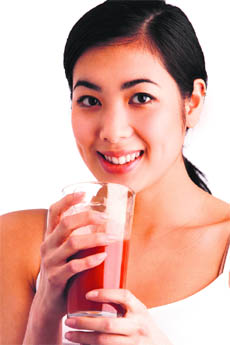 For those who don't drink milk, carrot juice is a good alternative