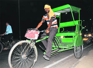 Eco-cabs are becoming popular with the city residents.