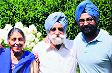 Gurdeep Singh Pall (extreme right) with his parents, Gajinder Singh Pall and Tejinder Kaur