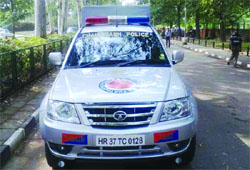 Tata Xenon crew cabin will replace Tata 207 crew cab in Chandigarh.