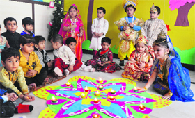 Students of Maple Bear School