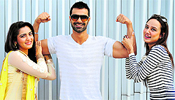Three cheers: (L-R) Jividha Aastha, Ashmit Patel and Pooja Tandon 