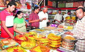 people have gradually started preferring dry fruits to sweets to be presented as gift on the festive occasion