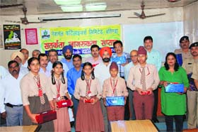 The winners of contests held during Vigilance Awareness Week in Bathinda