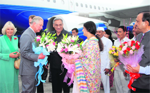 Chief Minister Vijay Bahuguna receives Prince Charles and his wife Camilla Parker at 