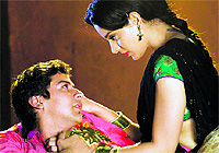 Paras Arora and Kangana Ranaut in Rajjo