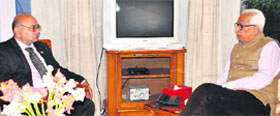 Governor NN Vohra and Additional Secretary, Union Ministry of Home Affairs, K Skandan at the Raj Bhawan in Jammu on Thursday