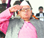 Governor Aziz Qureshi takes the salute at the statehood day ceremonial parade held at the Police Lines in Dehradun on Saturday. Tribune photo: Vinod Pundir 