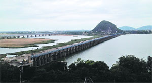 One of the major attractions of Vijayawada is River Krishna