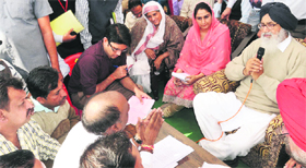 Chief Minister Parkash Singh Badal along with Bathinda MP Harsimrat Badal holds Sangat Darshan in the city on Sunday morning.