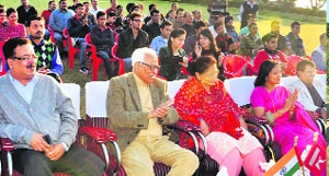 Governor NN Vohra, along with his wife and other officials, watches Dogri play "Gatte-ch Manu" at Raj Bhavan in Jammu on Friday. 