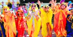 Students present bhangra during the concluding ceremony of the annual sports day at Lawrence Public Senior Secondary School in Mohali on Saturday. Tribune Photo: Parvesh Chauhan