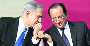French President Francois Hollande (R) and Israels PM Benjamin Netanyahu in Jerusalem on Sunday. 