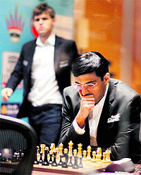 Viswanathan Anand urgently needs to find way to breach Carlsens impregnable defence to make a match of it