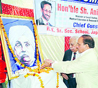 Tributes being paid to Lala Lajpat Rai at RK Senior Secondary School in Jagraon