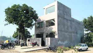 A view of the 97-acre Ranjit Avenue scheme in Amritsar in which a few houses have been constructed. Basic amenities are lacking in the area.