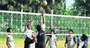 A volleyball match in progress during the Graphic Era President Cup Volleyball Tournament in Dehradun on Saturday. 