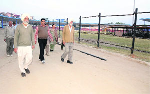 Very few people were seen taking a walk at the Multipurpose Sports Stadium despite resistance by the authorities on Sunday evening