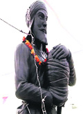 A statue of Bhai Jaita Singh at Badhkhalsa village of Sonepat. 
