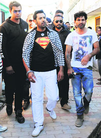 Action time: Gippy Grewal & Rohit Jugraj.
