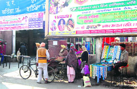 Kiosks selling tobacco products close to the boundary wall of the Bathinda railway junction on Thursday.
