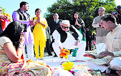 Governor Aziz Qureshi immerses ashes of noted Assamese literati Indira Goswami at the VIP Ganga ghat in Haridwar on Thursday