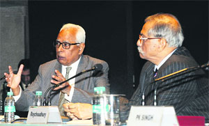 Jammu and Kashmir Governor NN Vohra (left) at the National Security Lecture-2013 on Civil-Military Relations: Opportunities and Challenges, in New Delhi on Friday.